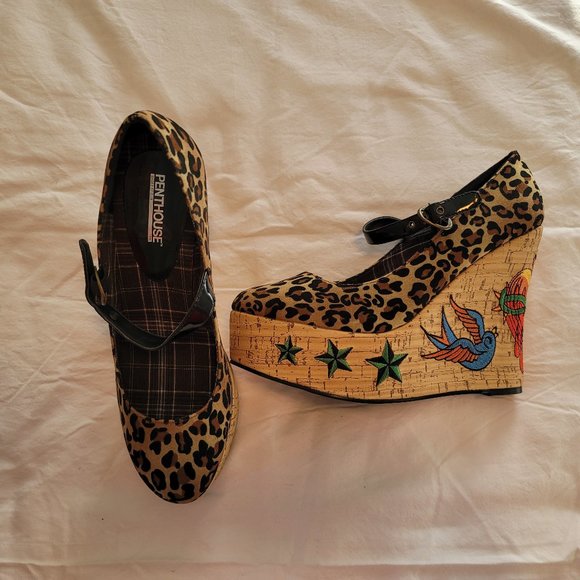 Penthouse by Ellie Shoes Shoes - Penthouse Cork-Wedge Pump w/Tattoo Embroidery - Pin-Up/Rockabilly